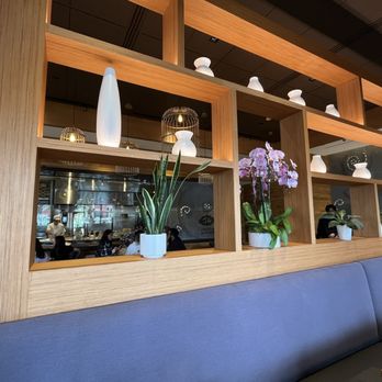 JA Jiaozi - Nice setting - Dim Sum Near Me - Irvine, California JA Jiaozi - Nice setting - Dim Sum Near Me - Irvine, California