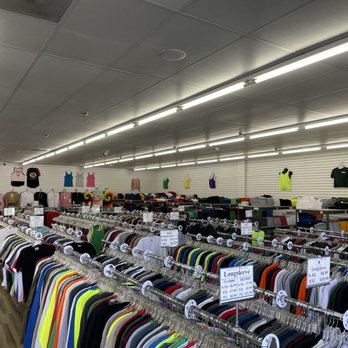 T-Shirt Mart - Wide variety of colors and styles. - Screen Printing/T-Shirt Printing Near Me - Temecula, California T-Shirt Mart - Wide variety of colors and styles. - Screen Printing/T-Shirt Printing Near Me - Temecula, California
