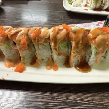 Fuji Sushi - Golden Phoenix roll - Sushi Bars Near Me - Turlock, California
