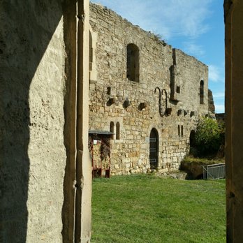 Burg Gleichen - Palas - Gas Stations Near Me