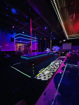 DIAMONDS & LACE - CHATTANOOGA - Updated February 2026 - 14 Photos - 115