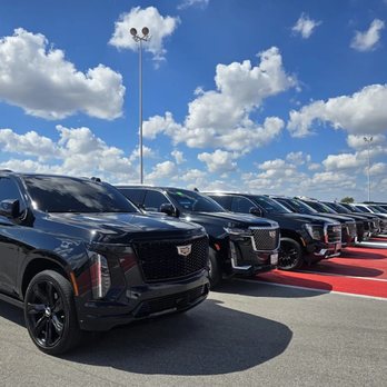 APEX limo - APEX Limo Provide High-end luxury fleet with a licensed chauffeur - Limos Near Me - Austin, Texas APEX limo - APEX Limo Provide High-end luxury fleet with a licensed chauffeur - Limos Near Me - Austin, Texas