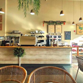 HullHouse Coffee - the interior of a coffee shop - Coffee & Tea Near Me - Kansas City, Missouri