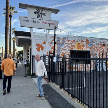Good Neighbor Bar - Exterior, patio on the right. - Lounges Near Me - Altadena, California