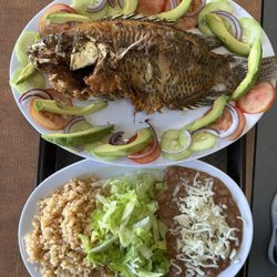 Regalado Market - Algo nuevo en regalado market mojarra con sus frijoles y sopa recomendado