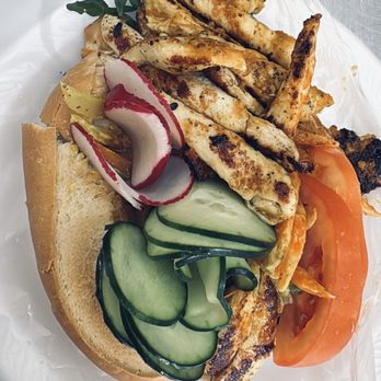 Cafe & Deli El Rancho - Salvadoran Near Me - Rialto, California