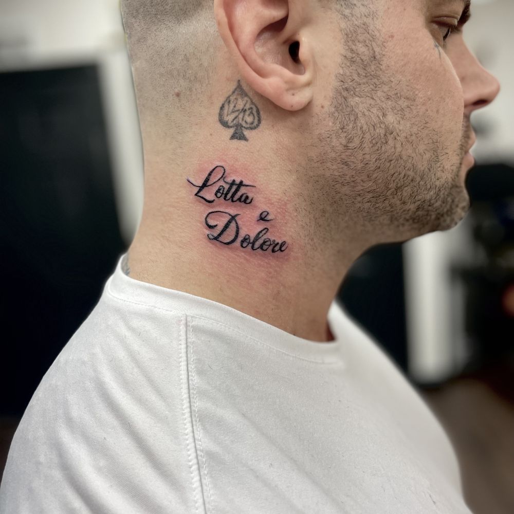 Download One Piece Ace Back Tattoo Wallpaper | Wallpapers.com, image size:1000x1000