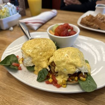 Silver Diner - Crab Benedict - New American Near Me - National Harbor, Maryland Silver Diner - Crab Benedict - New American Near Me - National Harbor, Maryland