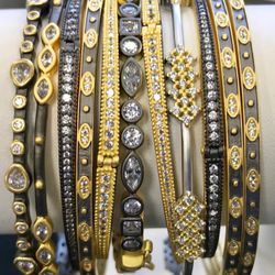 Pecks Jewelers