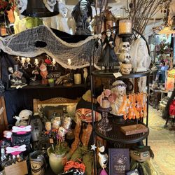 Vasquez Flowers And Gifts - Halloween