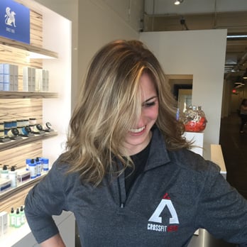 Salon Hype - Beautiful blondes Balayage experts - Hair Salons Near Me - Burr Ridge, Illinois