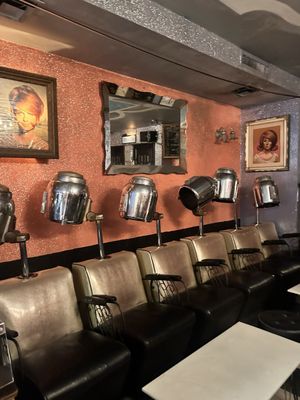 Beauty Bar by null