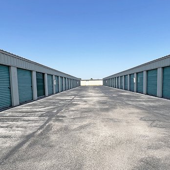 Lockaway Storage - Drive-Up Units - Self Storage Near Me - New Braunfels, Texas Lockaway Storage - Drive-Up Units - Self Storage Near Me - New Braunfels, Texas