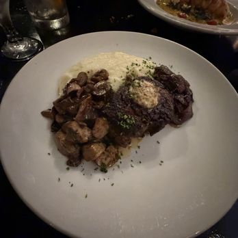 Naisla Kitchen and Cocktails - Filet mignon - Asian Fusion Near Me - Kapaʻa, Hawaii