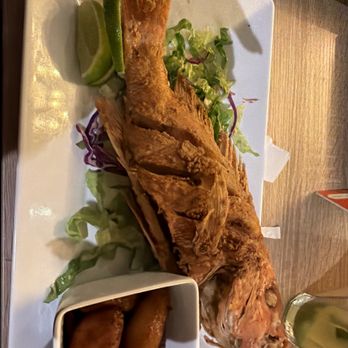 Cayo Caribe - Red Snapper with sweet plantains - Seafood Near Me - San Juan, Puerto Rico