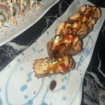 CVI.CHE 105 - Seafood Near Me - Miami Beach, Florida CVI.CHE 105 - Seafood Near Me - Miami Beach, Florida