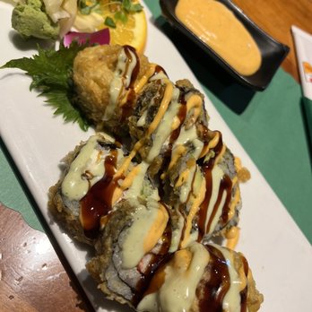 Hot Woks Cool Sushi - Firecracker - Sushi Bars Near Me - Chicago, Illinois