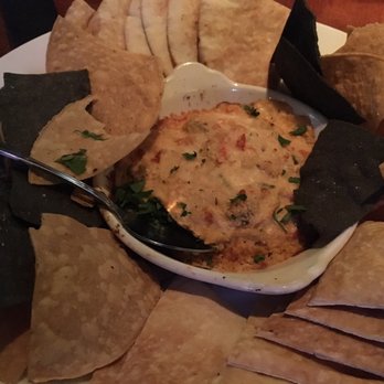 Yard House - New American Near Me - Denver, Colorado
