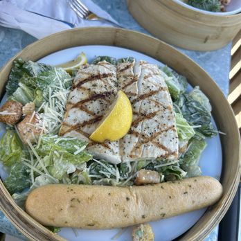 Fishlips - Ceasar salad with grilled mahi - Bars Near Me - Cape Canaveral, Florida Fishlips - Ceasar salad with grilled mahi - Bars Near Me - Cape Canaveral, Florida