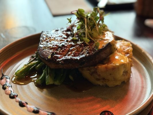 Lucuma Kitchen and Bar by null