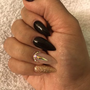 Han's Nails - Artistic, professional.  Nails by Tony $35 - Nail Salons Near Me - Sacramento, California