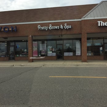 Pretty Browz and Spa - Store front - Eyelash Service Near Me - Novi, Michigan