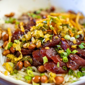 Gui Taste - 锅烧和香肠桂林米粉 Crispy Pork & Chinese Sausage Guilin Rice Noodles ($16) Crispy pork and savory Chinese sausage served with silky Guilin rice noodl - Chinese Near Me - Union City, California Gui Taste - 锅烧和香肠桂林米粉 Crispy Pork & Chinese Sausage Guilin Rice Noodles ($16) Crispy pork and savory Chinese sausage served with silky Guilin rice noodl - Chinese Near Me - Union City, California