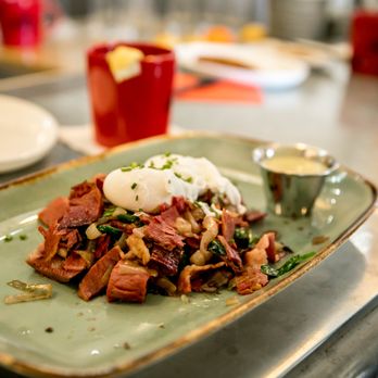 Boon Fly Cafe - corned beef hash with sauce on the side - American Near Me - Napa, California