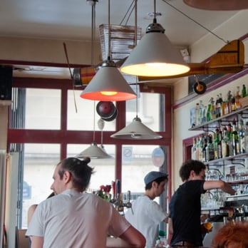 Le Chaland - Brasseries Near Me - Paris, 75
