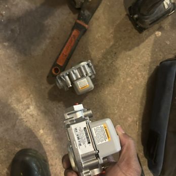 Hvac R Us 2 - Gas valve replacement 2 of 2 - Heating & Air Conditioning/HVAC Near Me - Washington, DC, District of Columbia Hvac R Us 2 - Gas valve replacement 2 of 2 - Heating & Air Conditioning/HVAC Near Me - Washington, DC, District of Columbia