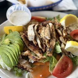 Mauricio's Mexican Food & Pizza - Grilled Chicken Salad