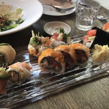 Kameya - Rainbow roll, house roll, and salmon hand roll - Sushi Bars Near Me - Chicago, Illinois