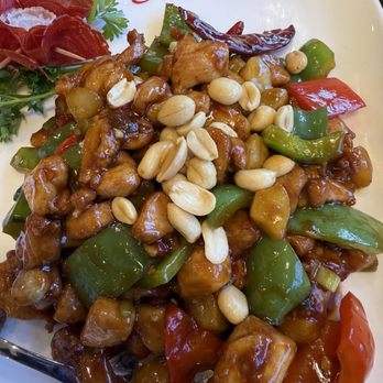 Yu's Mandarin - Chinese Near Me - Vernon Hills, Illinois