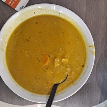 Café Zupas - Golden Curry Soup: so smooth, warm with spice and carrots & potatoes. - Soup Near Me - Phoenix, Arizona Café Zupas - Golden Curry Soup: so smooth, warm with spice and carrots & potatoes. - Soup Near Me - Phoenix, Arizona
