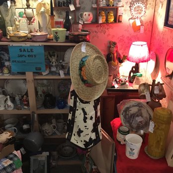 Aardvark Antique Mall - Antiques Near Me - Lincoln, Nebraska Aardvark Antique Mall - Antiques Near Me - Lincoln, Nebraska