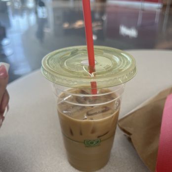 Wendy's - This is a medium vanilla cold brew has very little to no flavor tho tastes more watered down with slight flavor - Burgers Near Me - Seattle, Washington Wendy's - This is a medium vanilla cold brew has very little to no flavor tho tastes more watered down with slight flavor - Burgers Near Me - Seattle, Washington