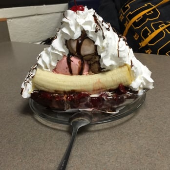 Ice Cream - XL Banana Slip Classic.. Mich Share with someone. Haha. Was BOMB - Ice Cream & Frozen Yogurt Near Me - Modesto, California Ice Cream - XL Banana Slip Classic.. Mich Share with someone. Haha. Was BOMB - Ice Cream & Frozen Yogurt Near Me - Modesto, California