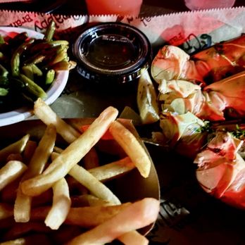 Crabby Bill's - 1lb stone crabs - Seafood Near Me - St. Pete Beach, Florida Crabby Bill's - 1lb stone crabs - Seafood Near Me - St. Pete Beach, Florida