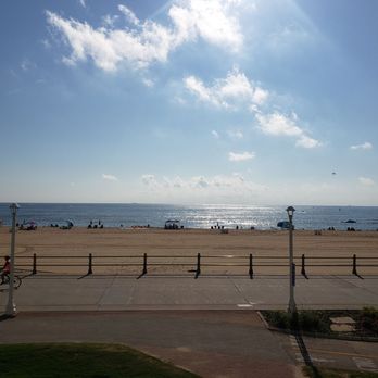 Schooner Inn - View from 2nd floor balcony - Hotels Near Me - Virginia Beach, Virginia Schooner Inn - View from 2nd floor balcony - Hotels Near Me - Virginia Beach, Virginia