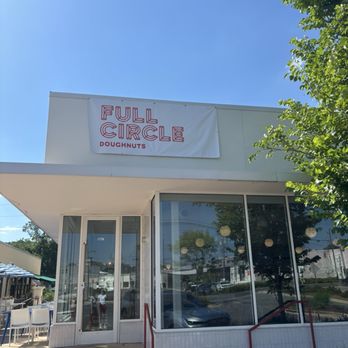 Full Circle Doughnuts - Coffee & Tea Near Me - Homewood, Alabama