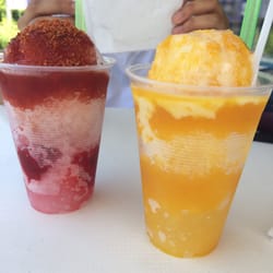 Nieves Raspadas Morán - Mango w/condensed milk and Strawberry w/chamoy, chile, and lime. (Mango con leche condensada y Fresa con chamoy, chile, y lima)