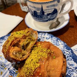 Pistachio Croissant