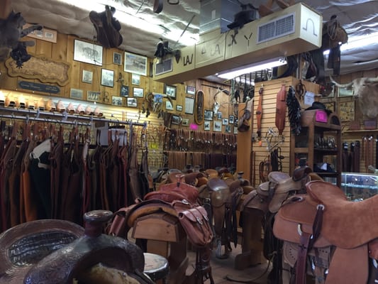 Oliver Saddle Shop by null