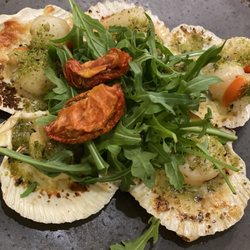 The Higher Buck - Isle of Man queenie scallops starter special