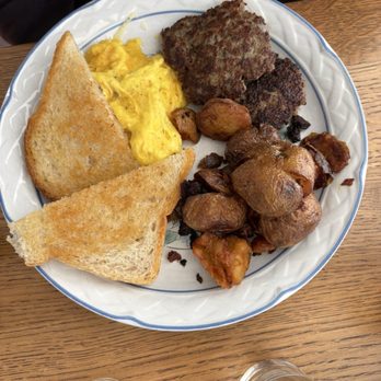 Uncle Wolfie’s Breakfast Tavern - Breakfast & Brunch Near Me - Milwaukee, Wisconsin