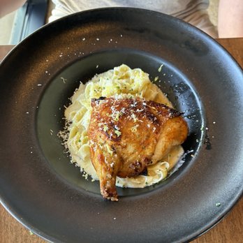 Sparrow Modern Italian - Chicken Alfredo - Bars Near Me - Edmond, Oklahoma