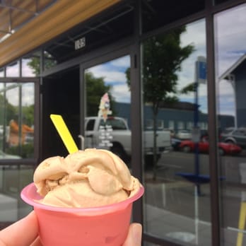 Canarino Gelato - Salted Caramel gelato - Mmmmmmmmmm - Ice Cream & Frozen Yogurt Near Me - Edmonds, Washington Canarino Gelato - Salted Caramel gelato - Mmmmmmmmmm - Ice Cream & Frozen Yogurt Near Me - Edmonds, Washington