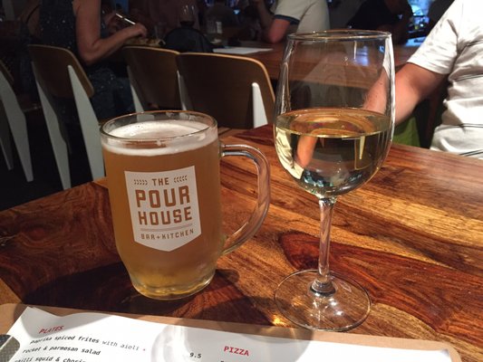 The Pour House Bar and Kitchen by null