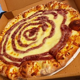 Romeu e Julieta pizza (guava and cheese) Romeu e Julieta pizza (guava and cheese)