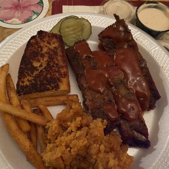 Moe's Original Bar B Que - Barbeque Near Me - Tuscaloosa, Alabama